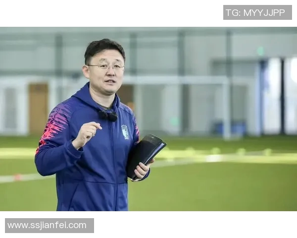 如何有效接近足球明星教练并建立良好关系的实用指南