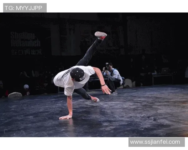 世界滑板锦标赛点评：杭州街舞队的配合表现